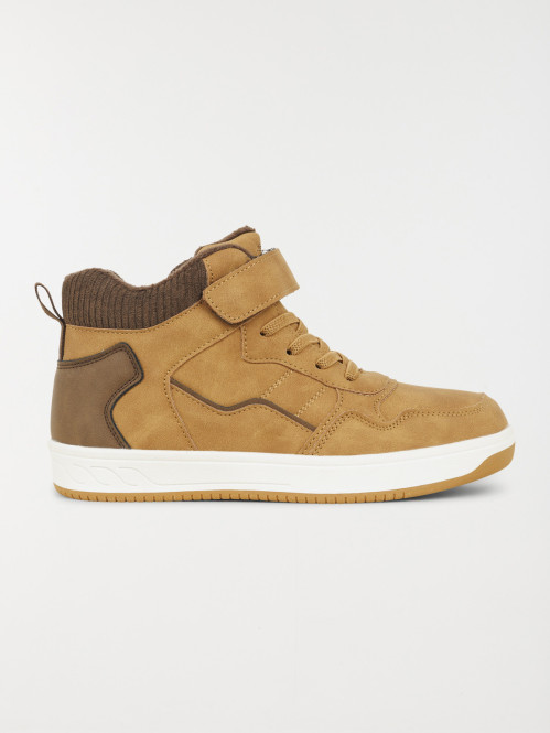 Basket montante camel...