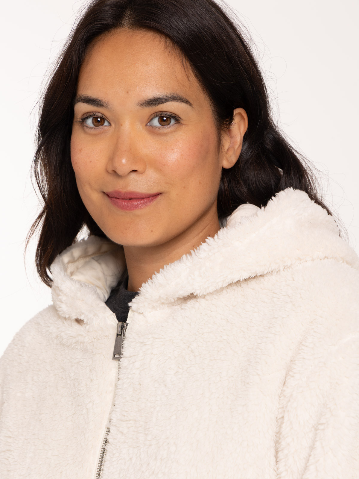 Sweat à capuche zippé doux écru femme Sweat à capuche zippé doux écru femme