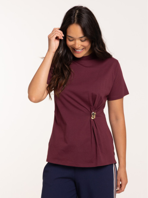T-shirt détail bijou devant...