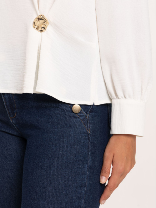 Blouse col V avec détail...