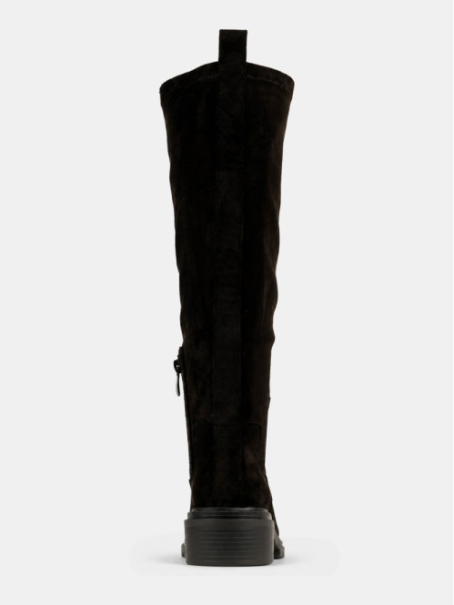 Bottes à talon marrons...