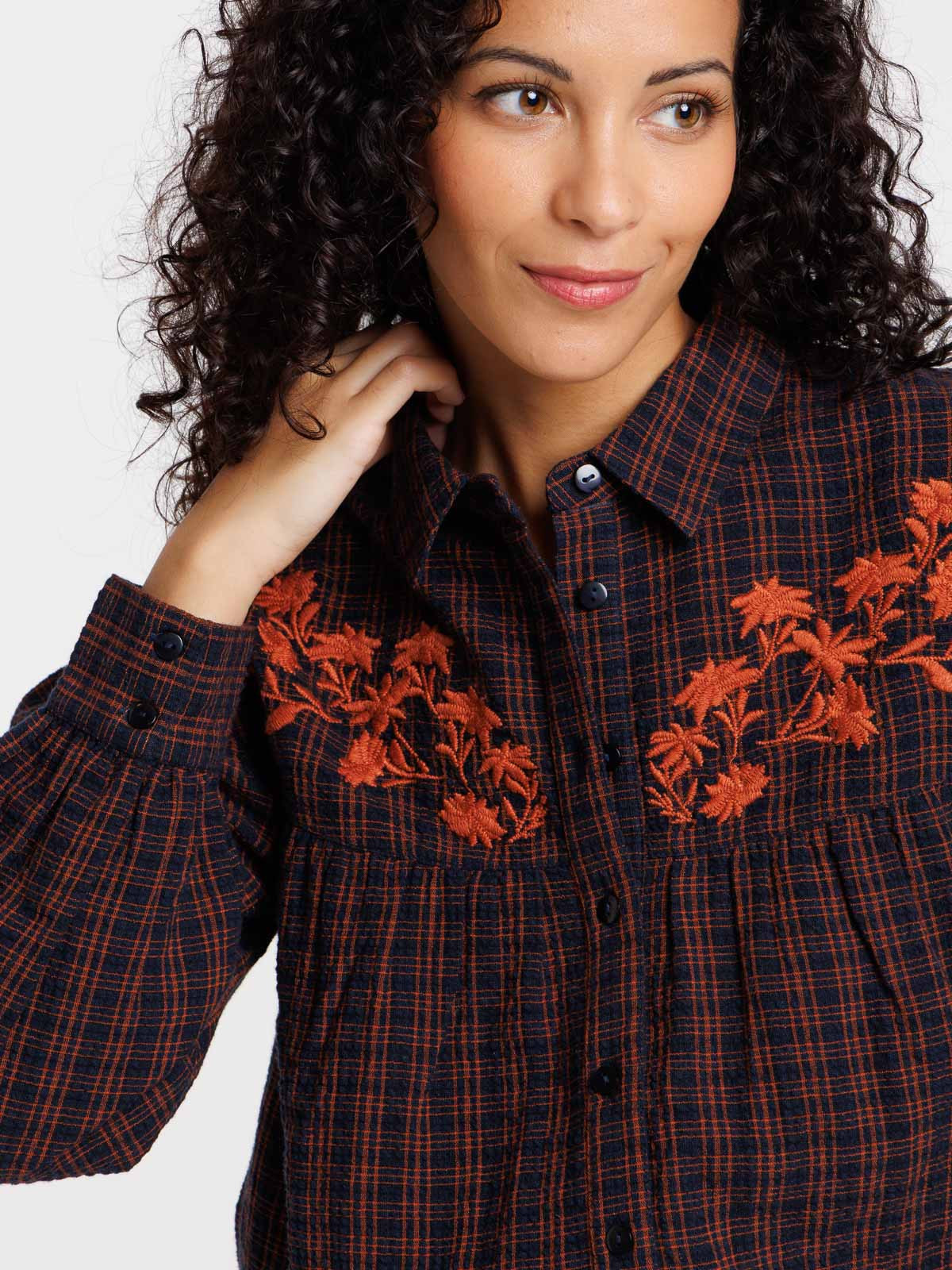 Chemise à carreaux brodée femme Chemise à carreaux brodée femme