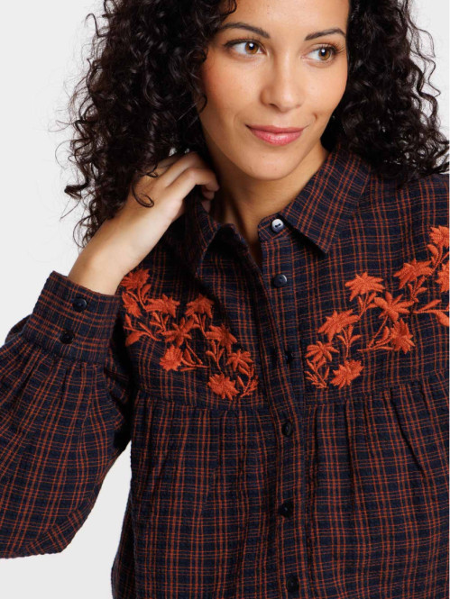 Chemise à carreaux brodée...