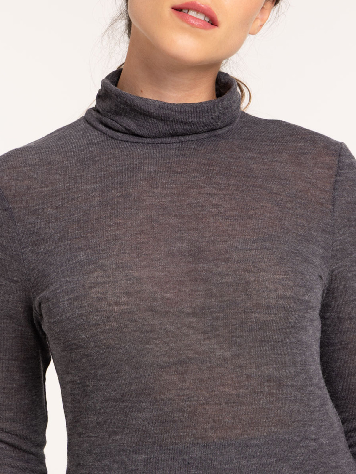 T-shirt col roulé gris anthracite femme