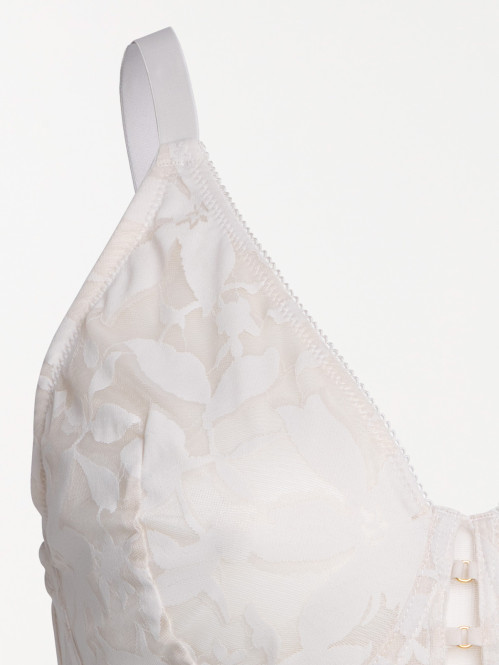 Soutien-gorge grande taille...