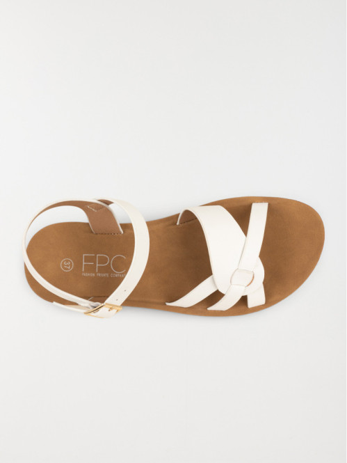 Sandale plate blanche femme (36-41) Sandale plate blanche femme (36-41)