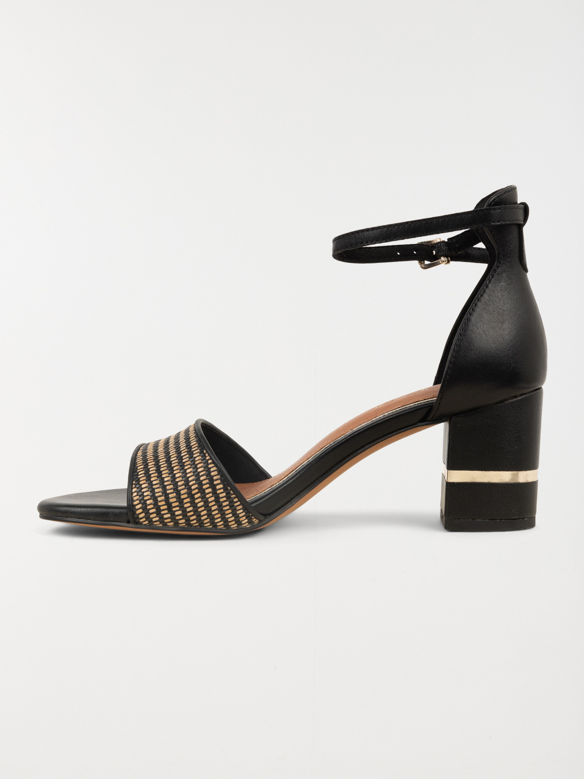 Sandale noire à talon femme (36-41) Sandale noire à talon femme (36-41)