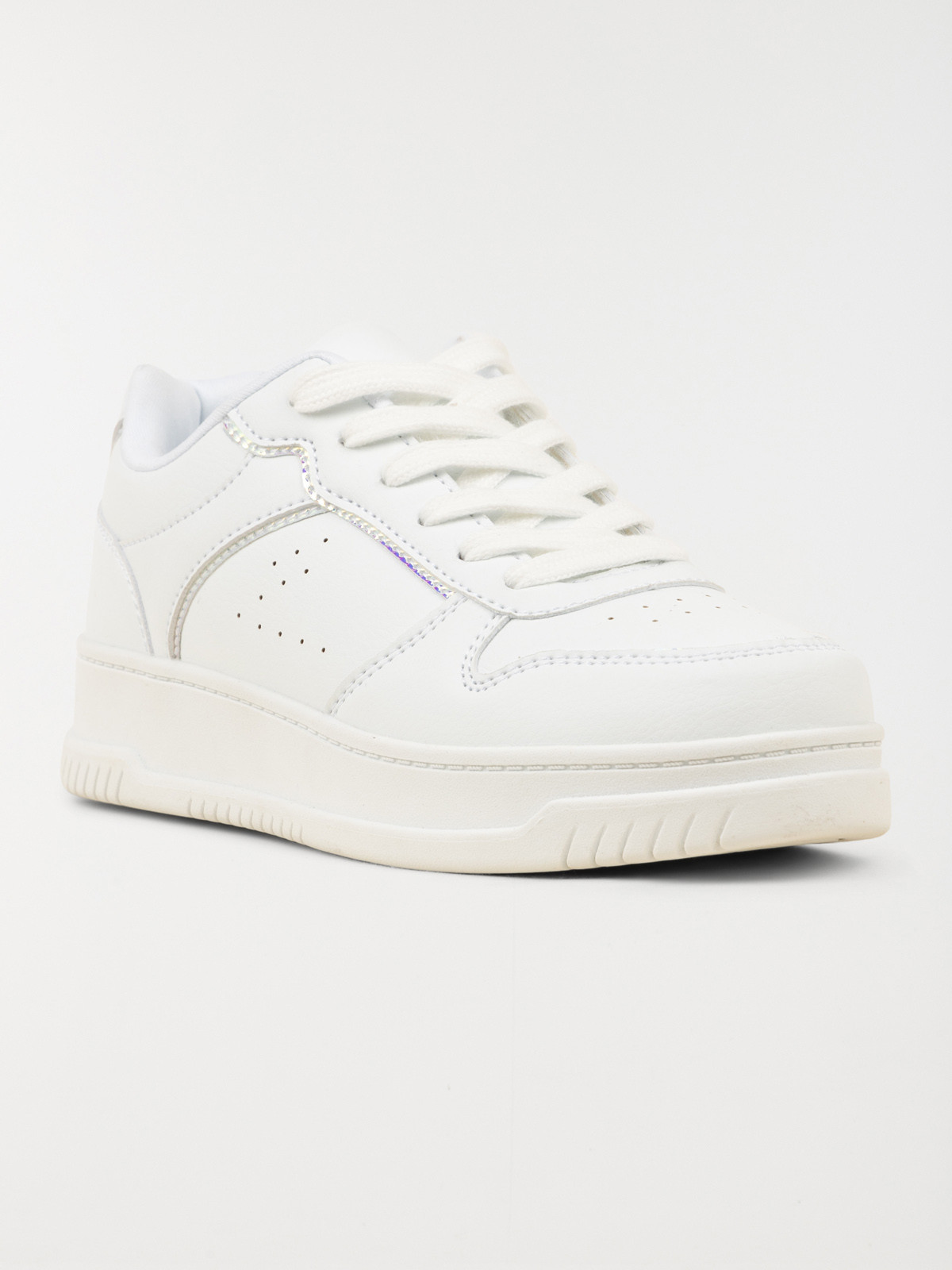 Baskets blanche femme basses (36-41) Baskets blanche femme basses (36-41)