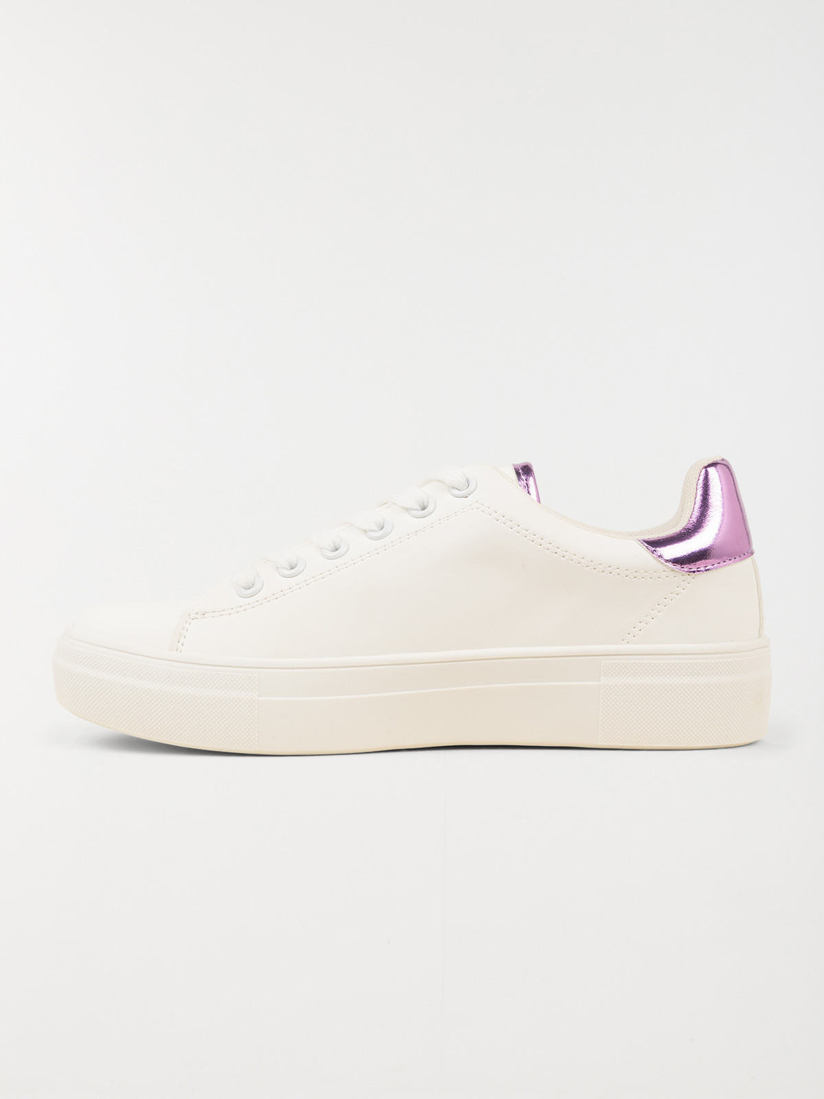 Baskets blanche basses femme (36-41)