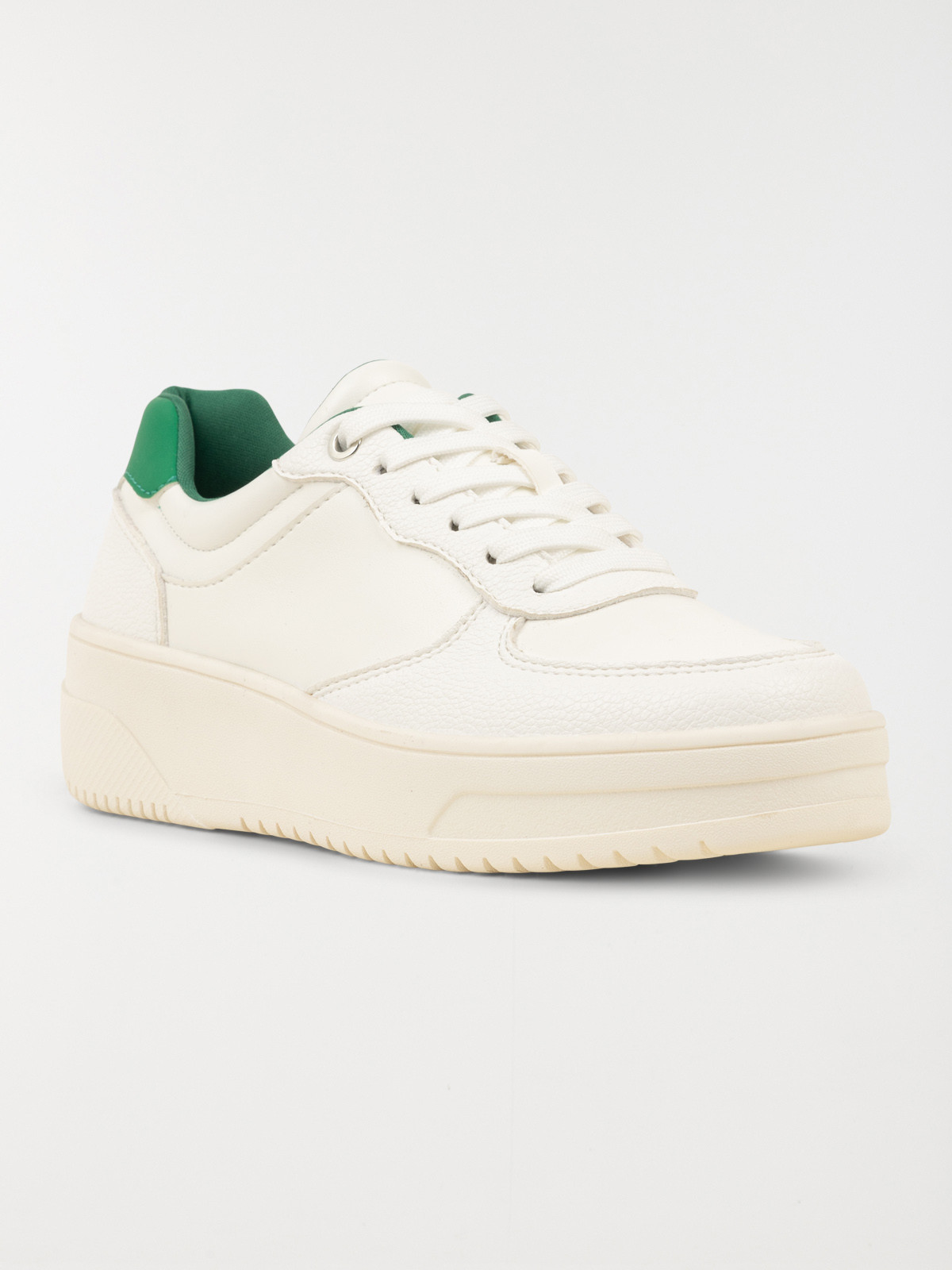 Baskets femme basses (36-41) Baskets femme basses (36-41)