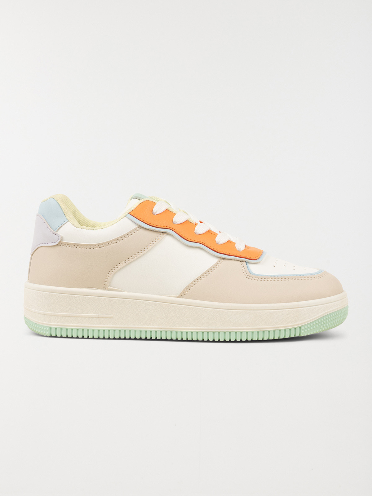 Baskets basses femme (36-41)