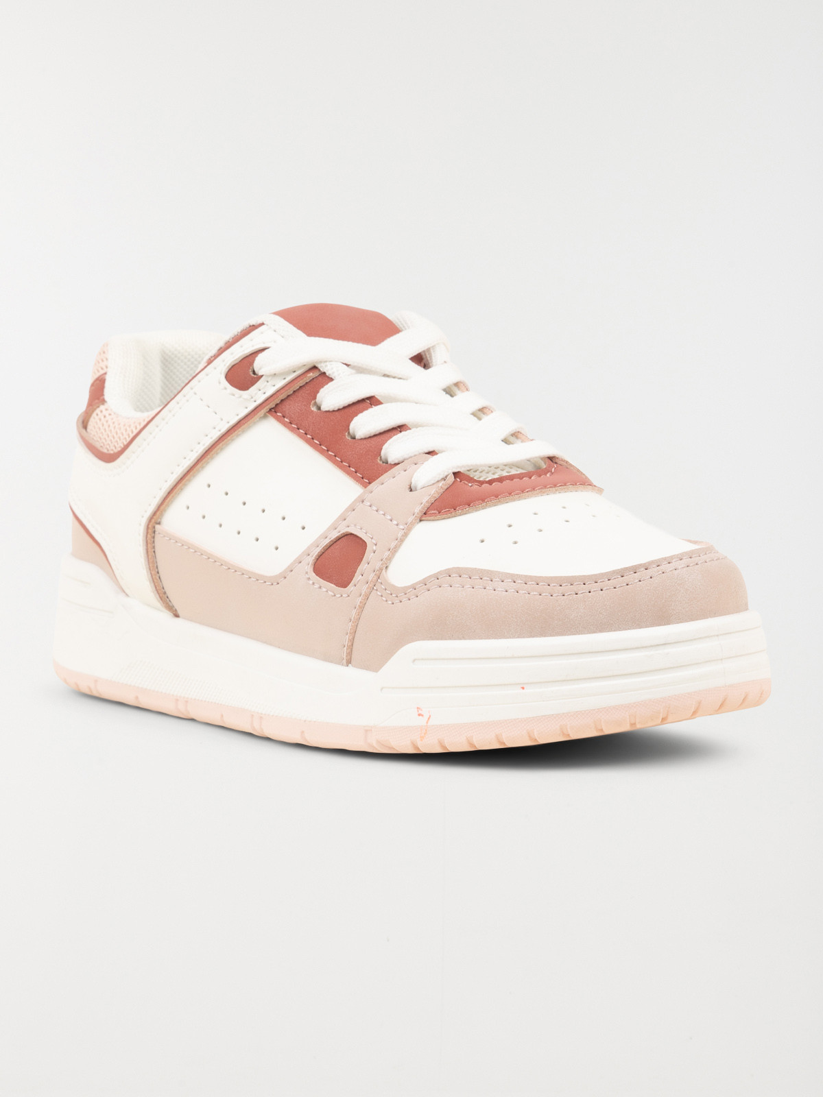 Baskets basses femme (36-41)