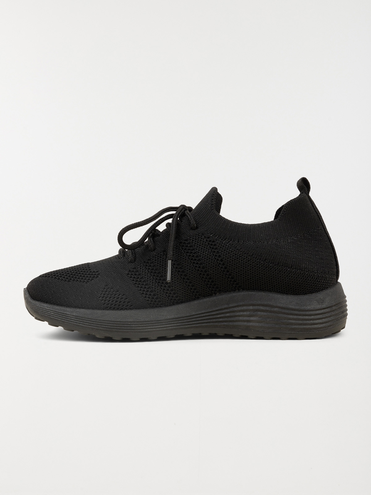 Basket de sport noir femme (36-41)