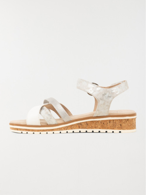 Sandale semelle épaisse femme (36-41) Sandale semelle épaisse femme (36-41)