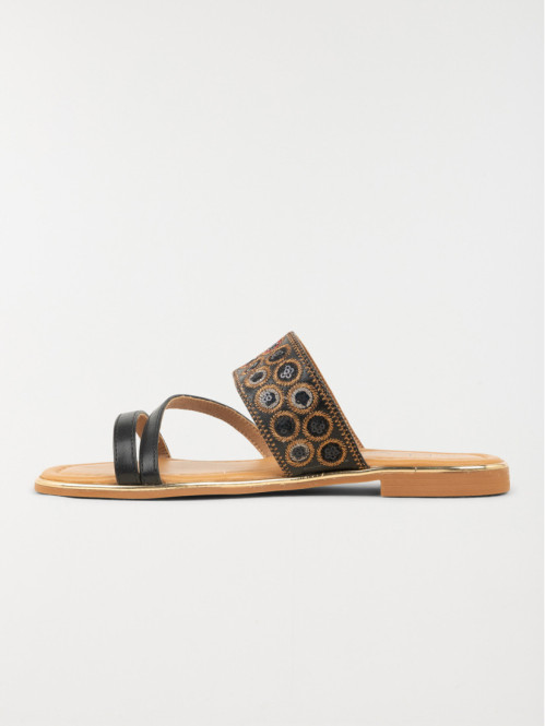 Mules plates noires femme (36-41) Mules plates noires femme (36-41)