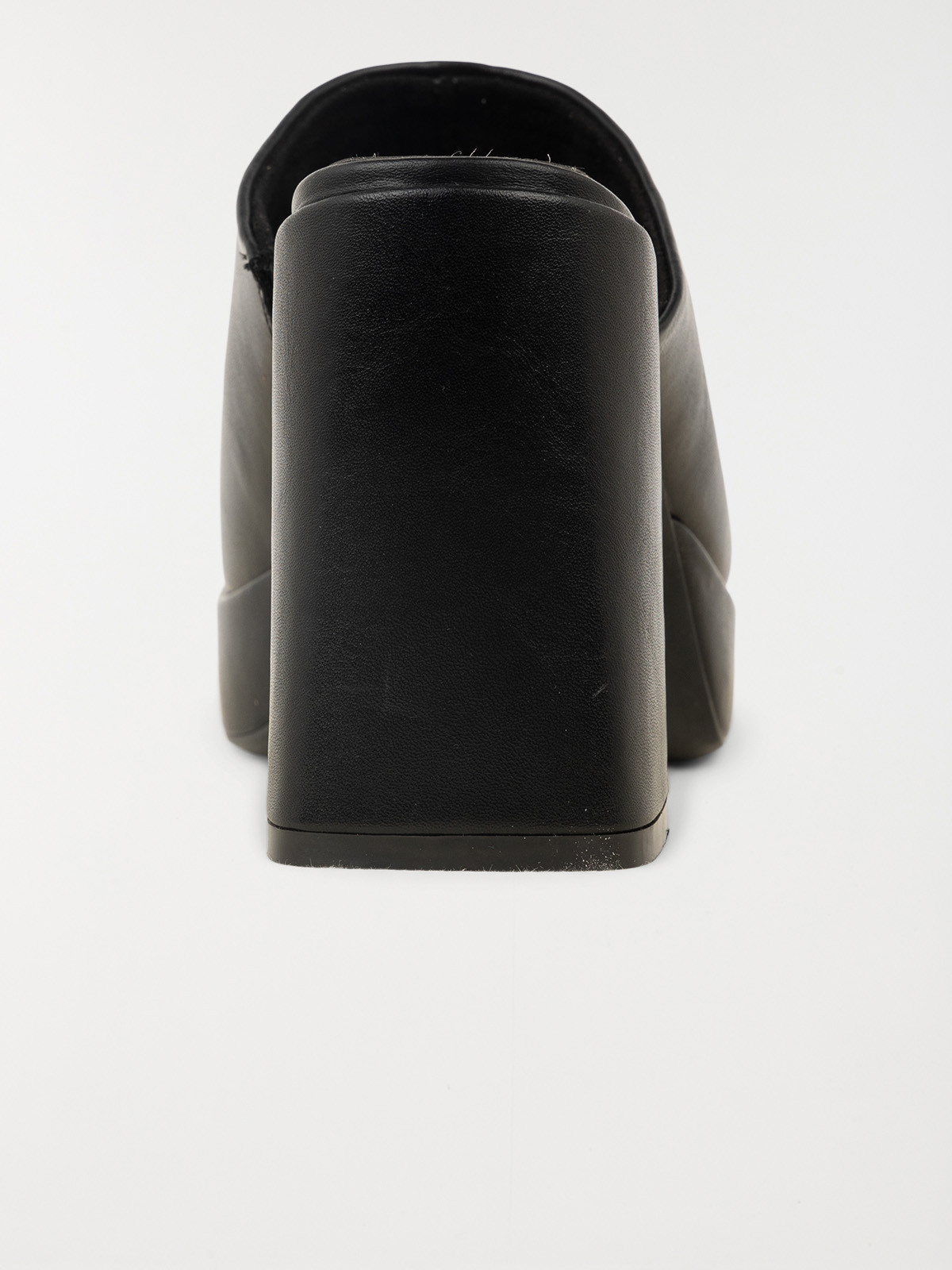 Mules à talons noires femme (36-40) Mules à talons noires femme (36-40)