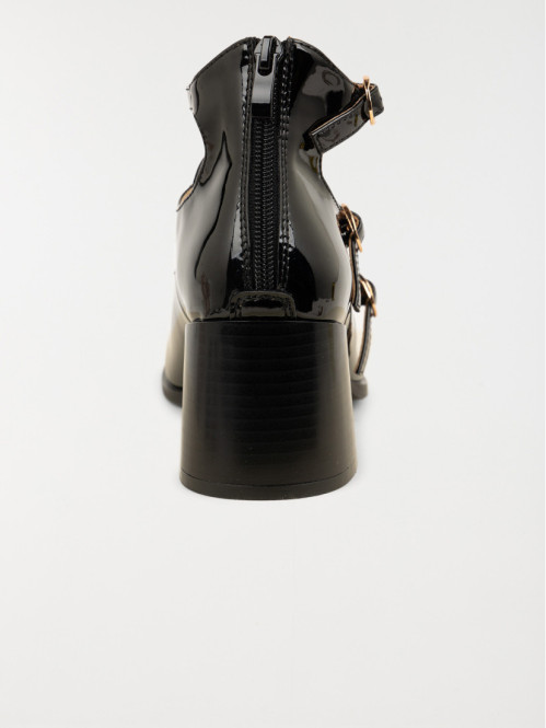 Escarpins vernis noirs...