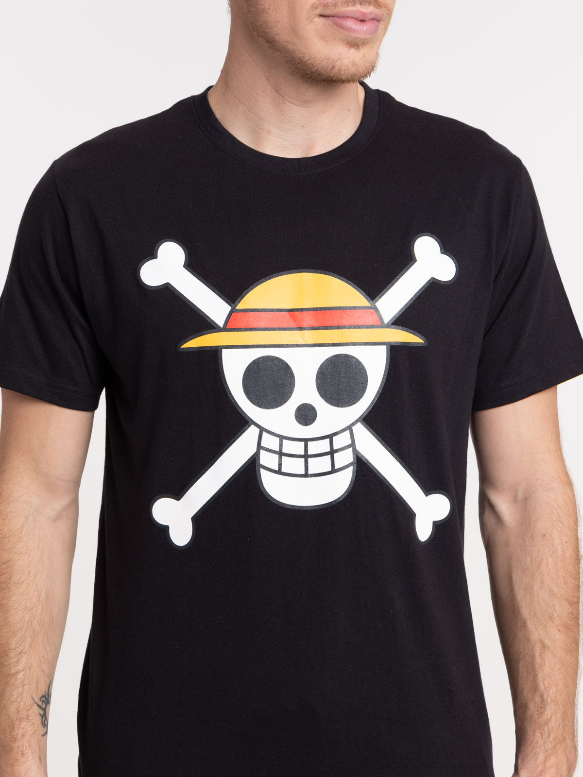 Tee-shirt One Piece homme noir Tee-shirt One Piece homme noir