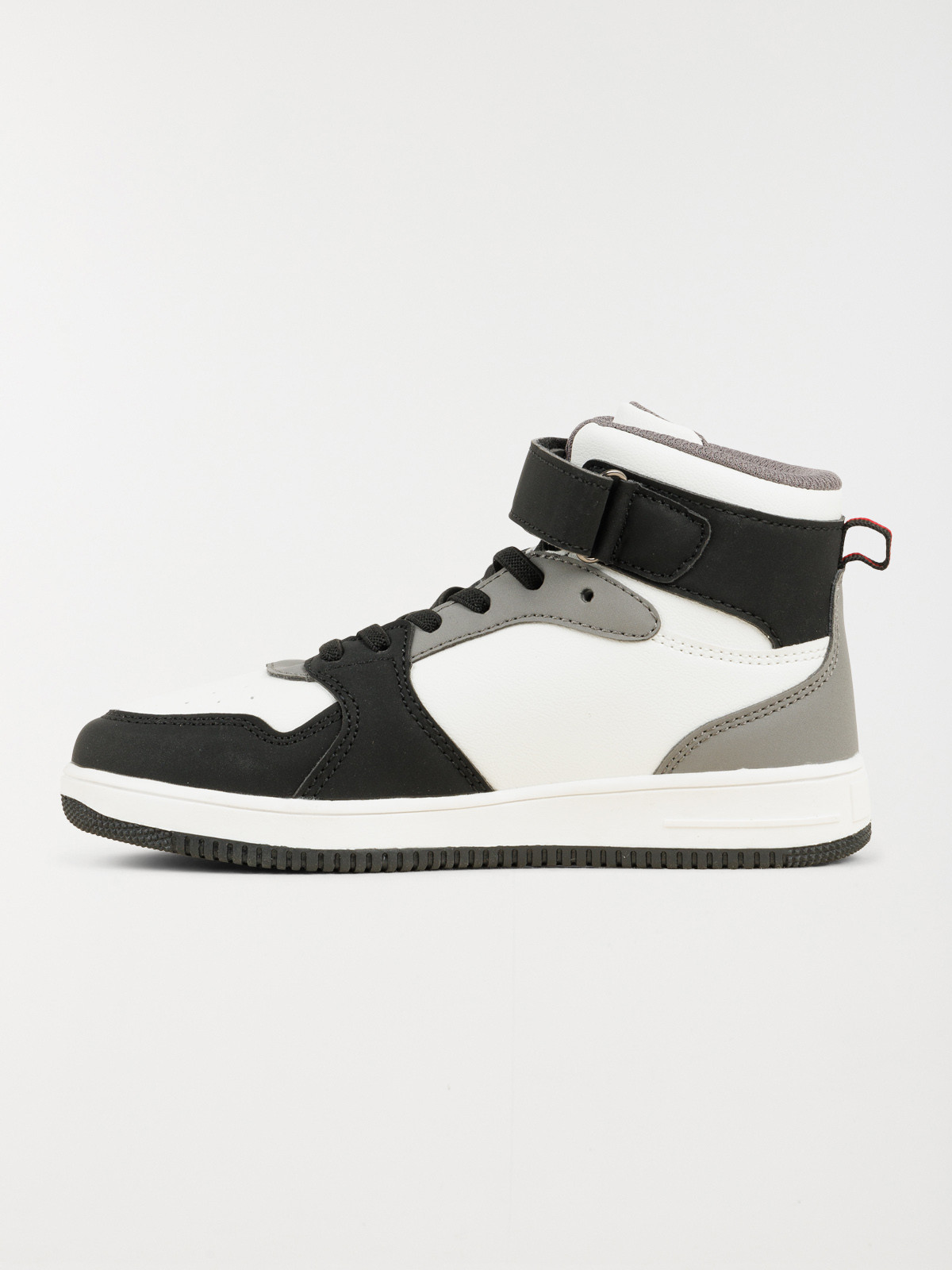 Baskets montantes garçon blanc (31-35) Baskets montantes garçon blanc (31-35)