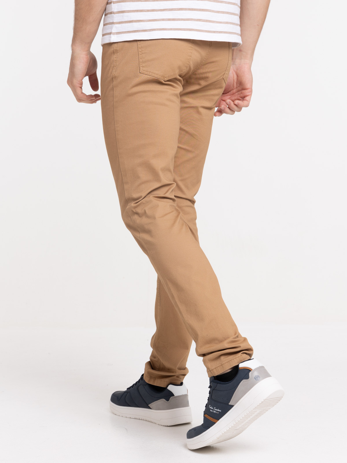 Pantalon fauve homme Pantalon fauve homme