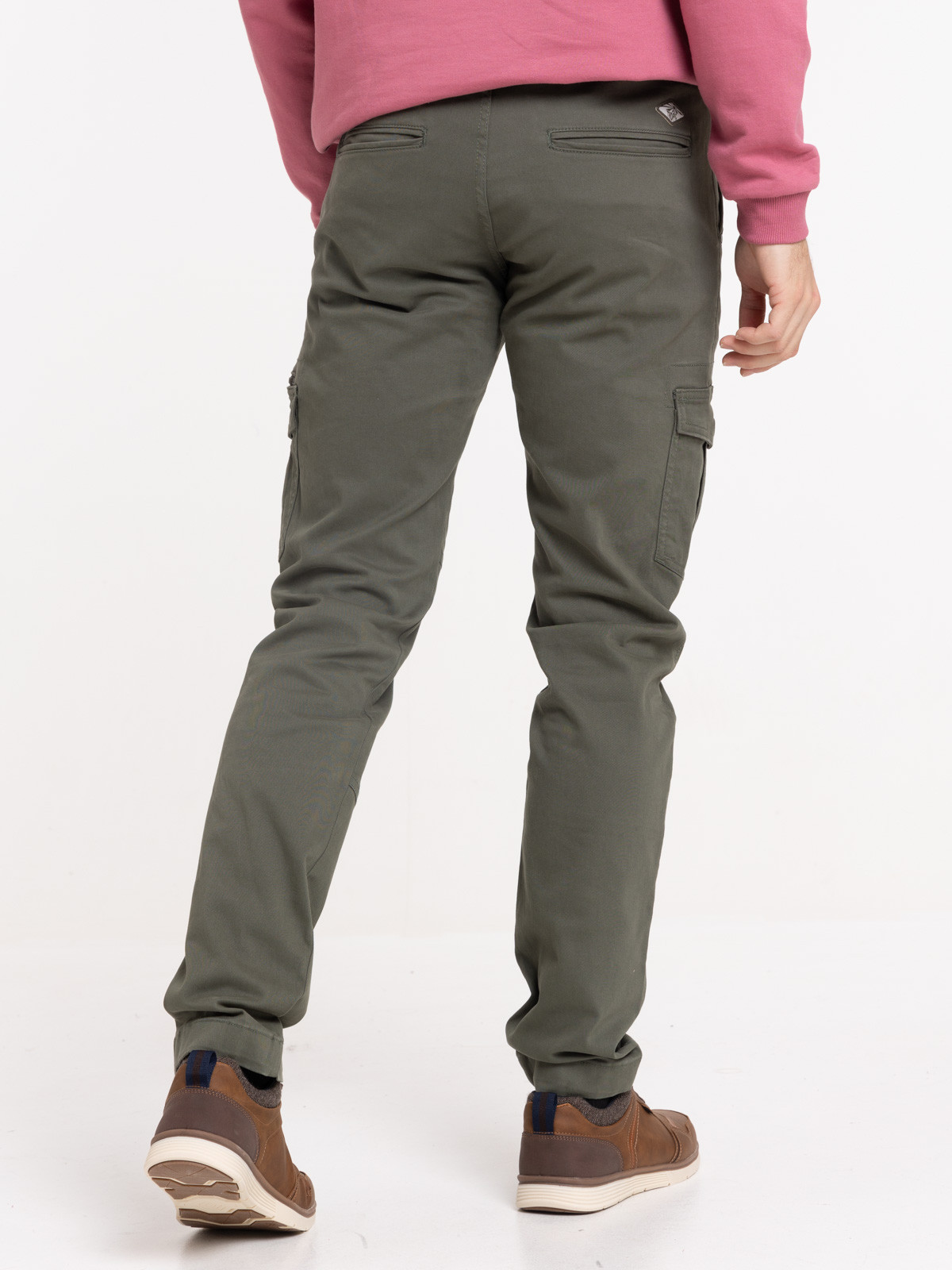 Pantalon cargo homme coloris olive Pantalon cargo homme coloris olive