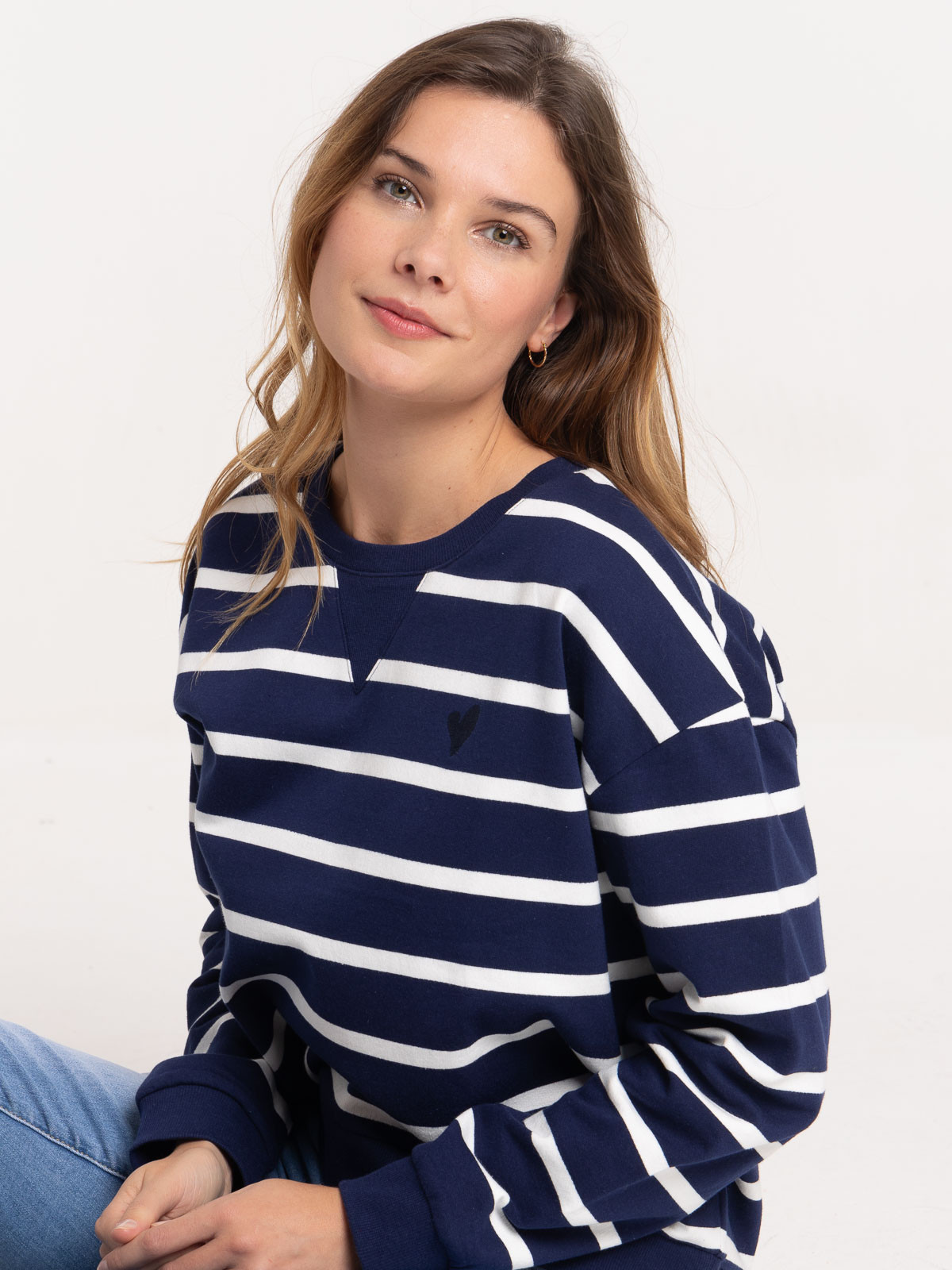 Sweat officier rayé coeur brodé femme Sweat officier rayé coeur brodé femme