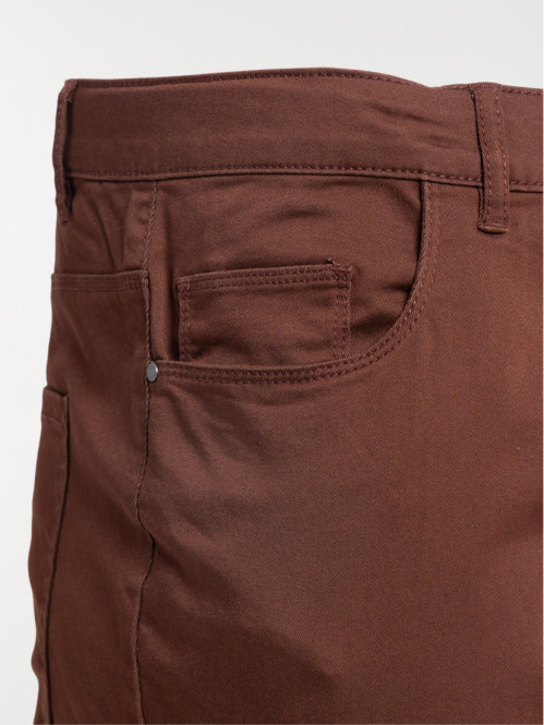 Pantalon brunette grande...