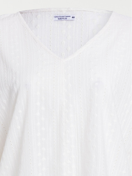 Blouse col V écru grande taille femme Blouse col V écru grande taille femme