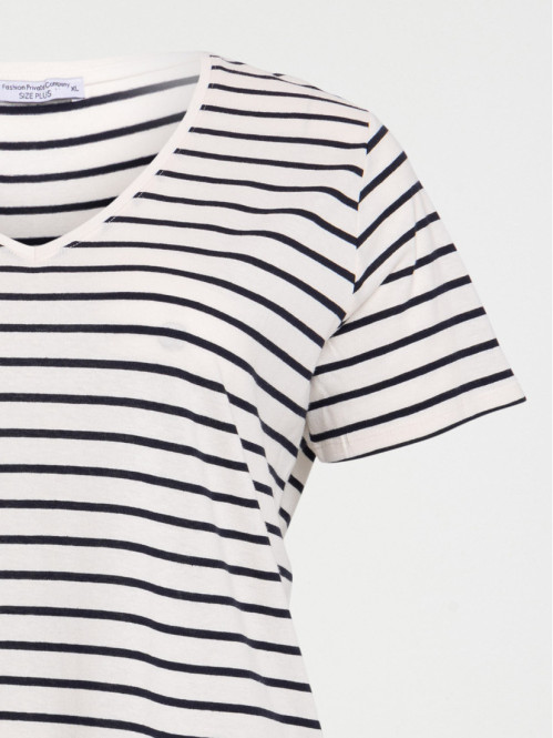 T-shirt rayé col V grande...