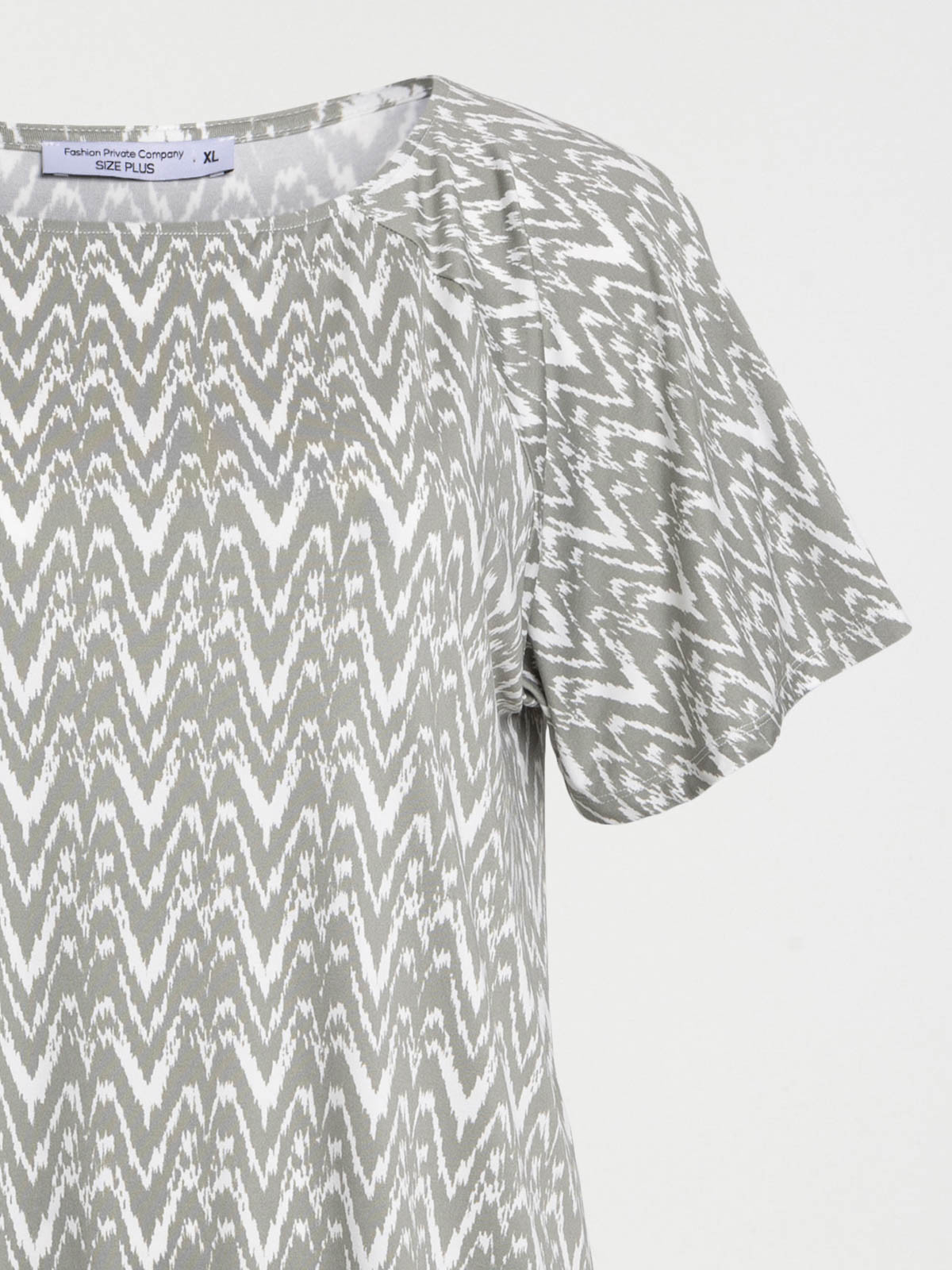 T-shirt ethnique grande taille femme