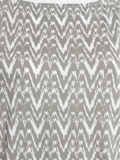 T-shirt ethnique grande taille femme