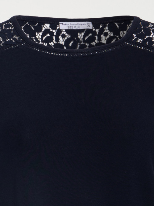 Tee-shirt noir grande taille femme