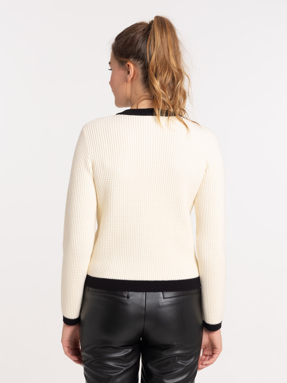 Gilet boutonné ecru femme Gilet boutonné ecru femme