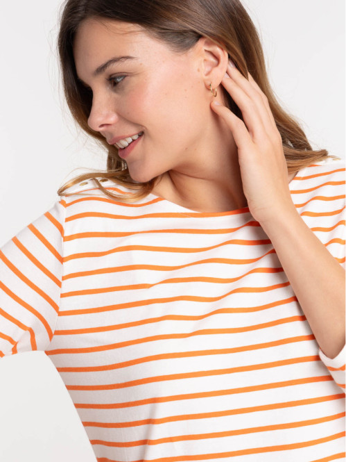 Tee-shirt boutons épaules...