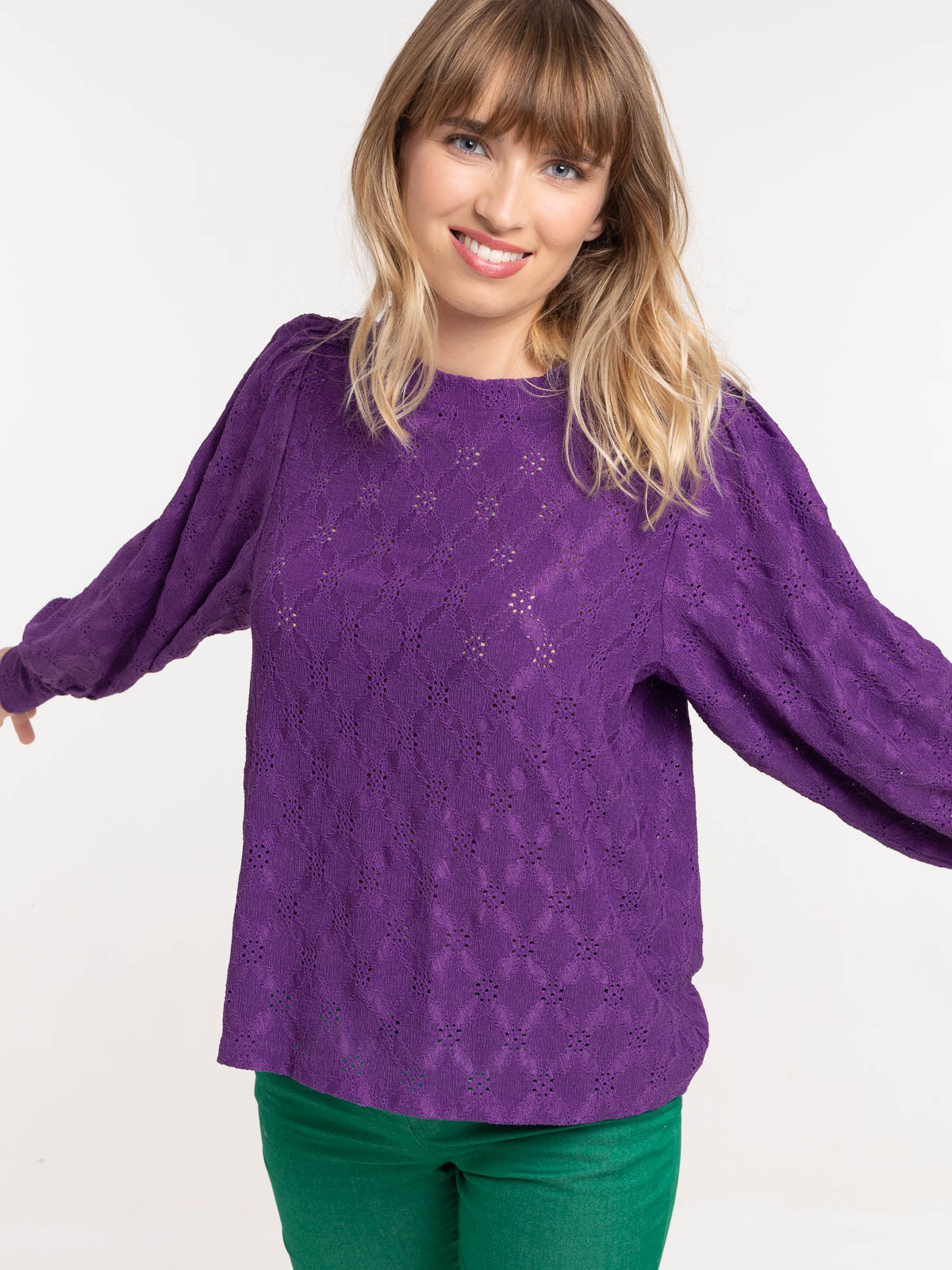 T-shirt dentelle boutons épaule femme