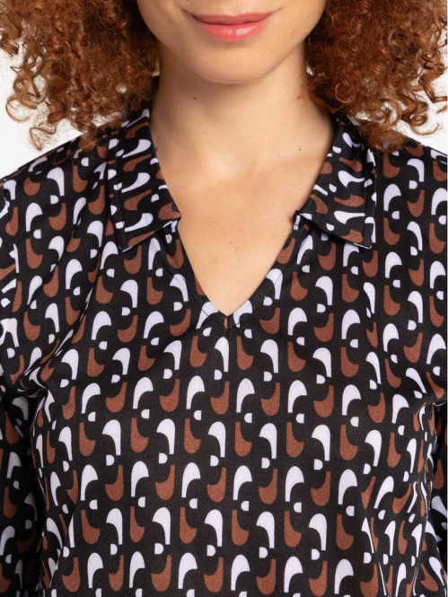 T-shirt imprimé graphique brunette femme