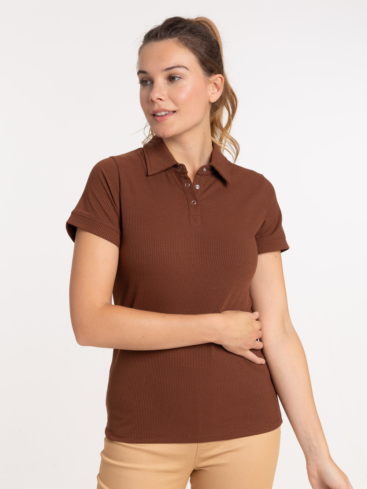 Polo côtelé brunette femme