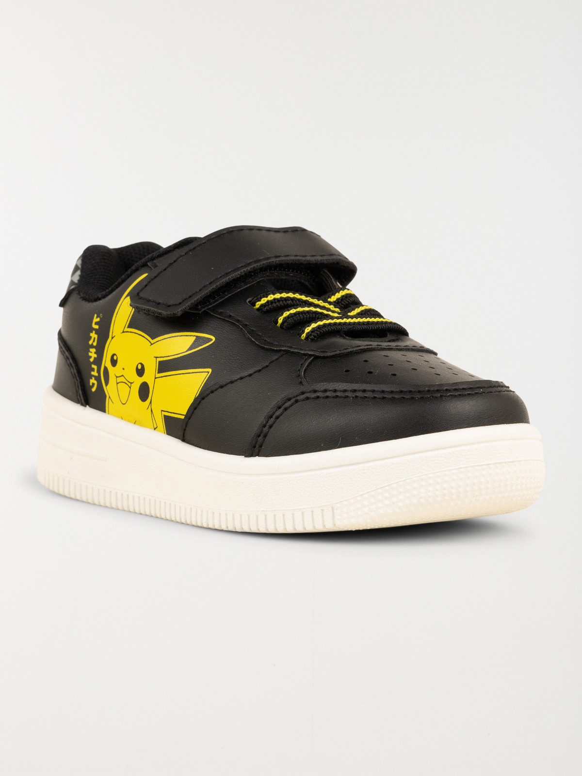 Baskets Pokémon noires garçon (25-30) Baskets Pokémon noires garçon (25-30)