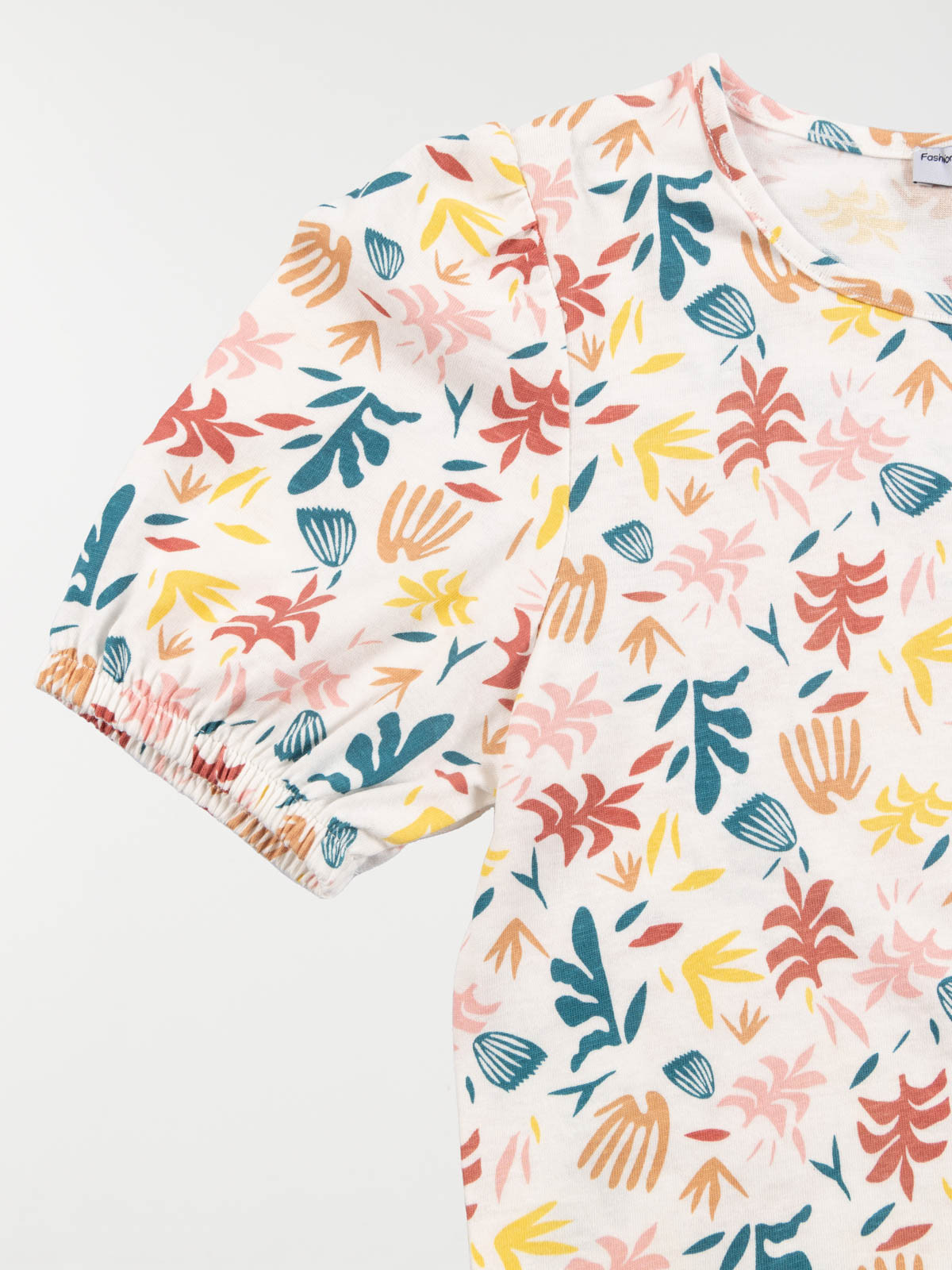 Tee-shirt motif tropical fille (3-12A) Tee-shirt motif tropical fille (3-12A)