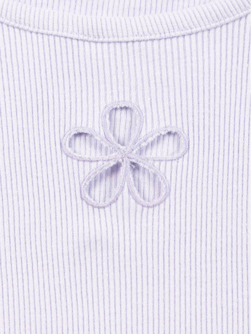 Tee-shirt découpe fleur...