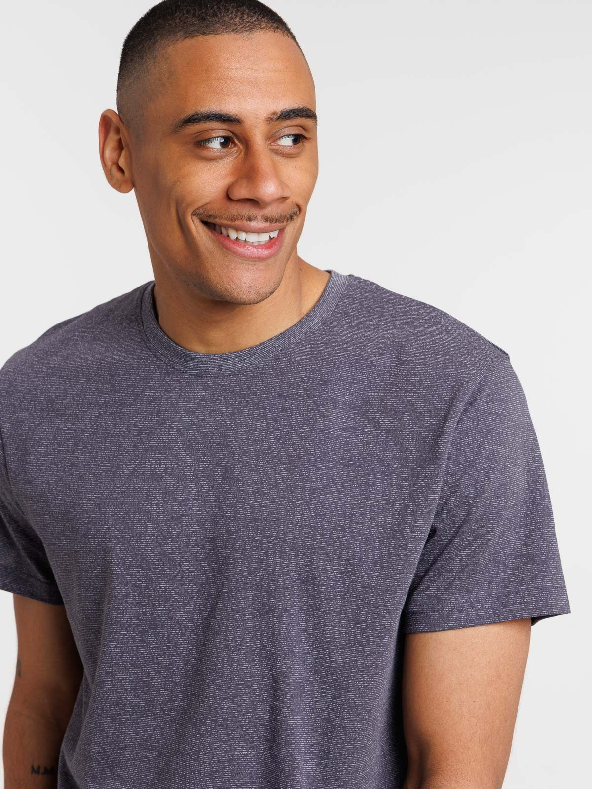 T-shirt bleuâtre homme