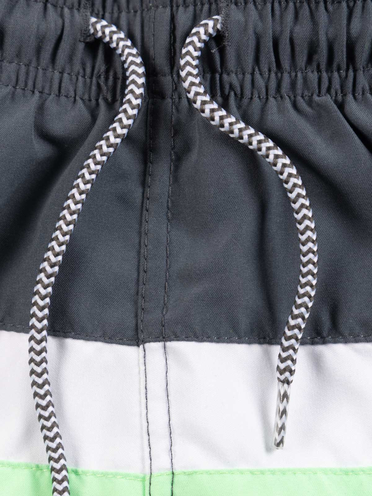 Short de bain tricolore garçon (3-12A) Short de bain tricolore garçon (3-12A)