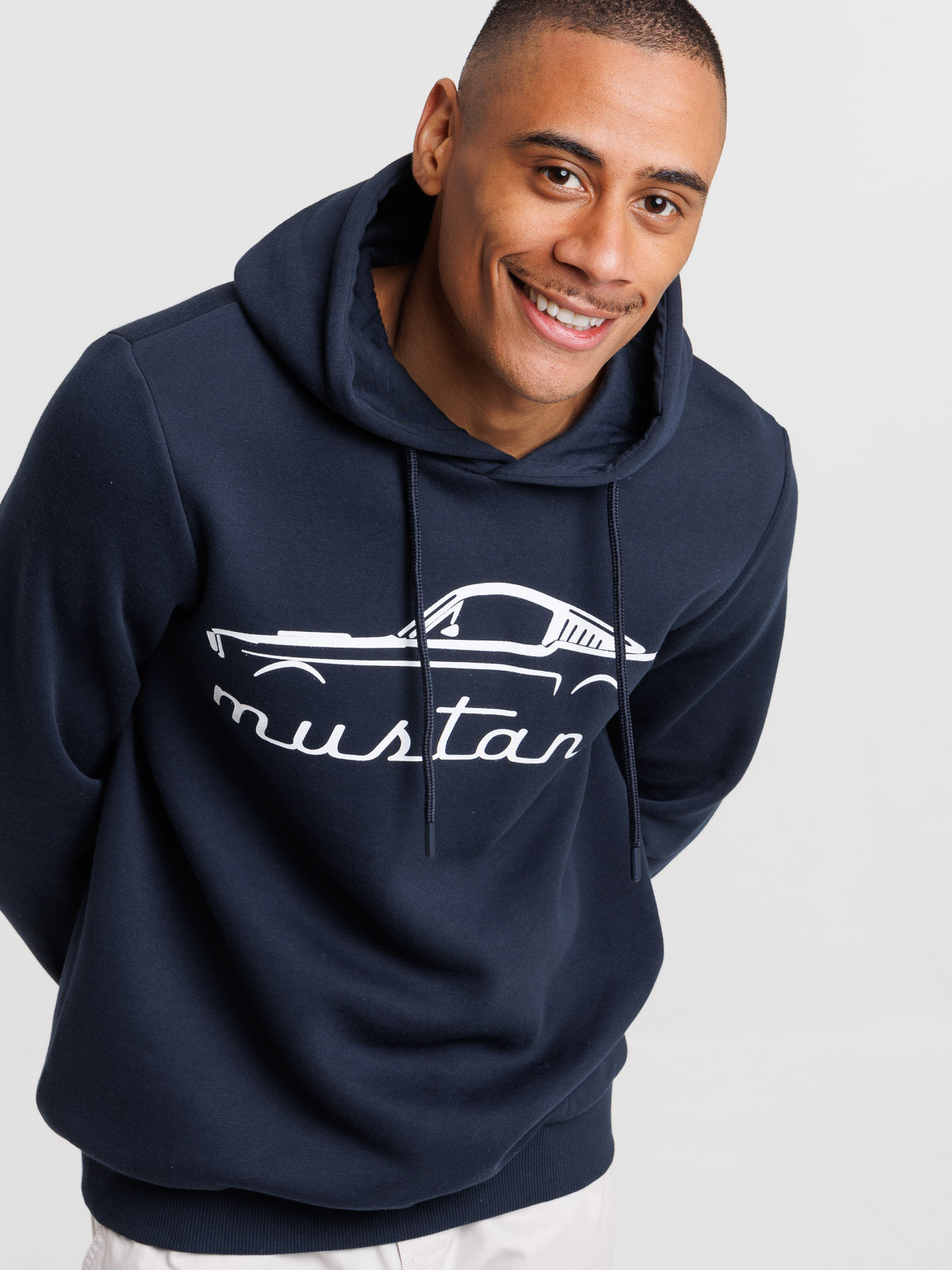 Sweat mustang homme deals