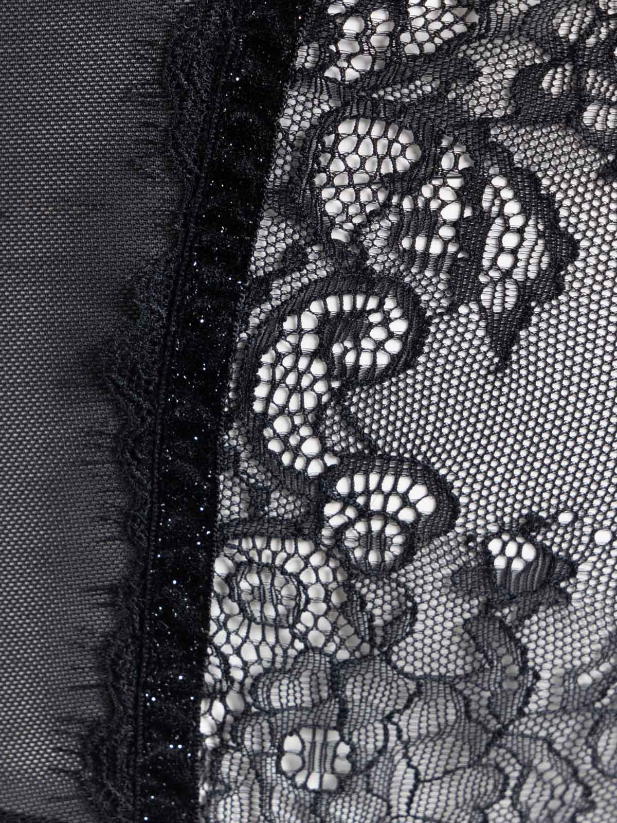 Tanga dentelle noir femme (44-52) Tanga dentelle noir femme (44-52)