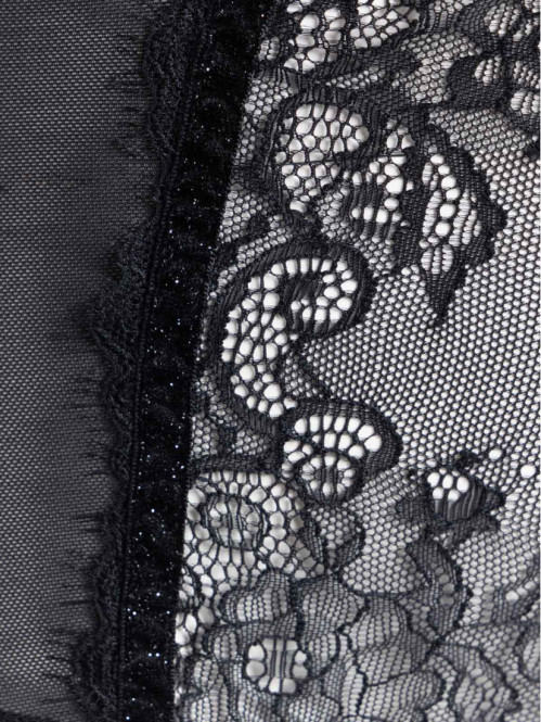 Tanga dentelle noir femme (44-52) Tanga dentelle noir femme (44-52)