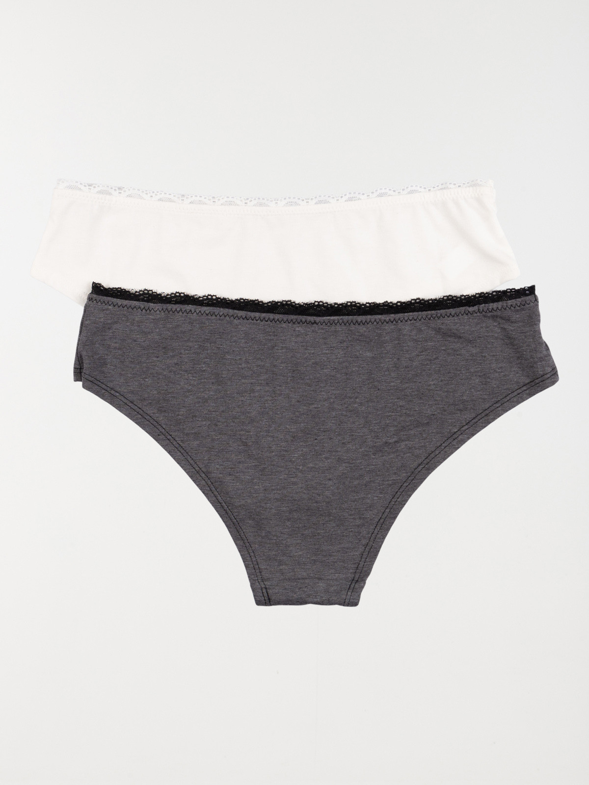 Lot de 2 shorties unis femme (36-46) Lot de 2 shorties unis femme (36-46)