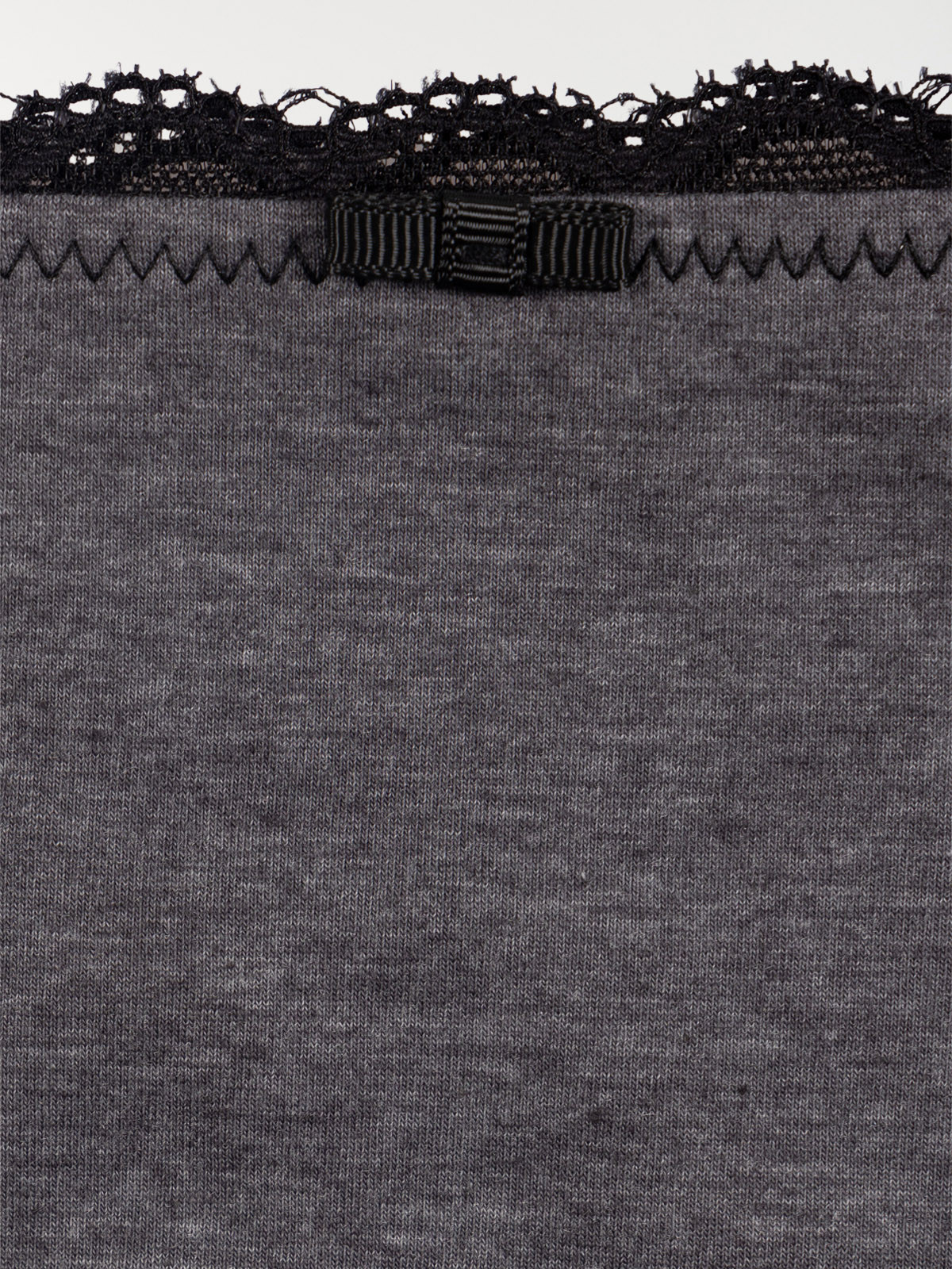 Lot de 2 shorties unis femme (36-46) Lot de 2 shorties unis femme (36-46)