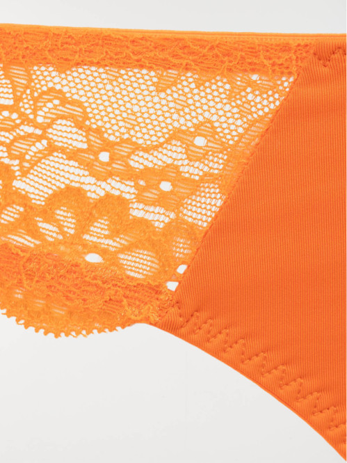 Tanga dentelle orange femme (36-44)