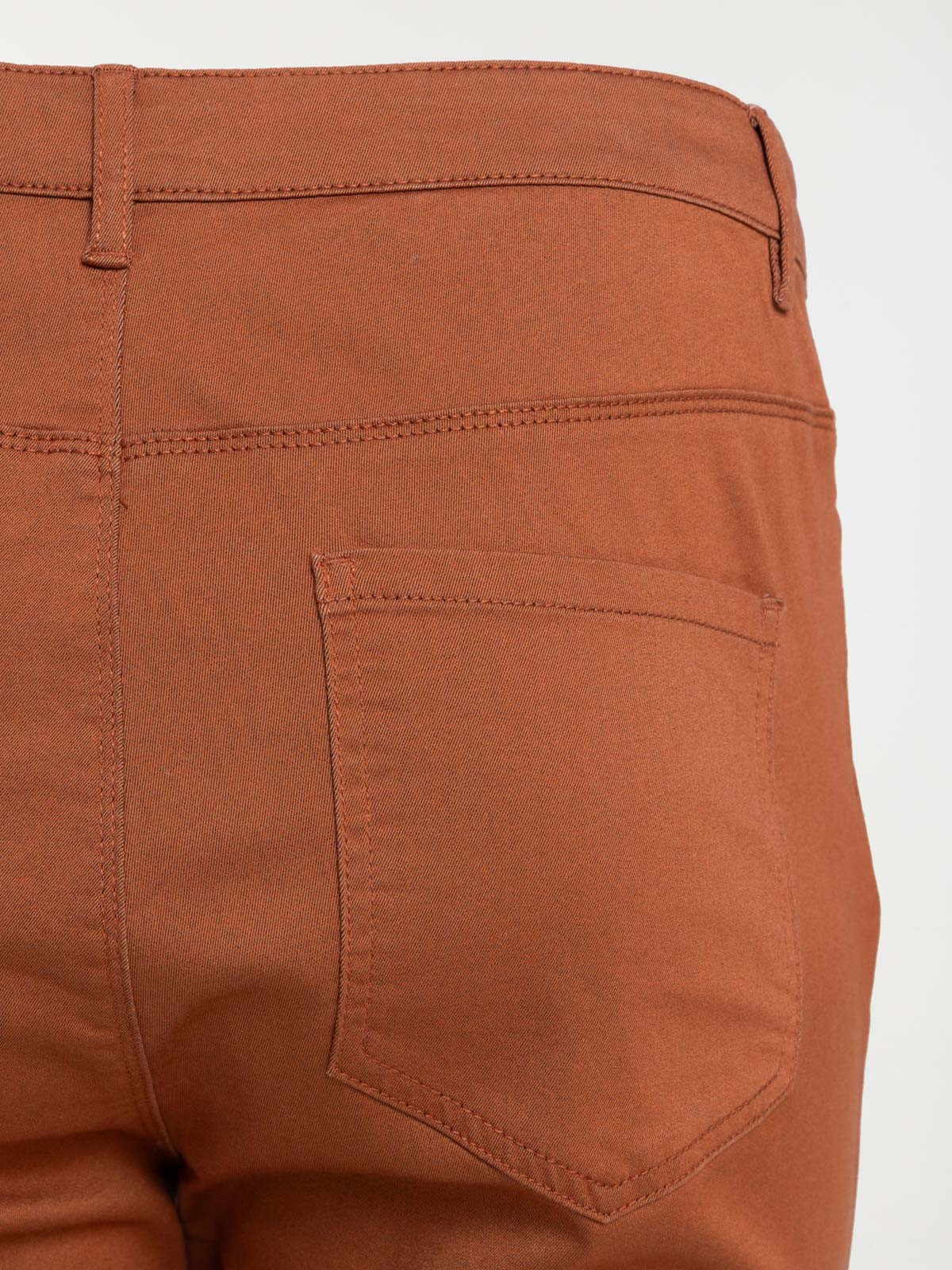 Pantalon ocre rougi grande taille femme