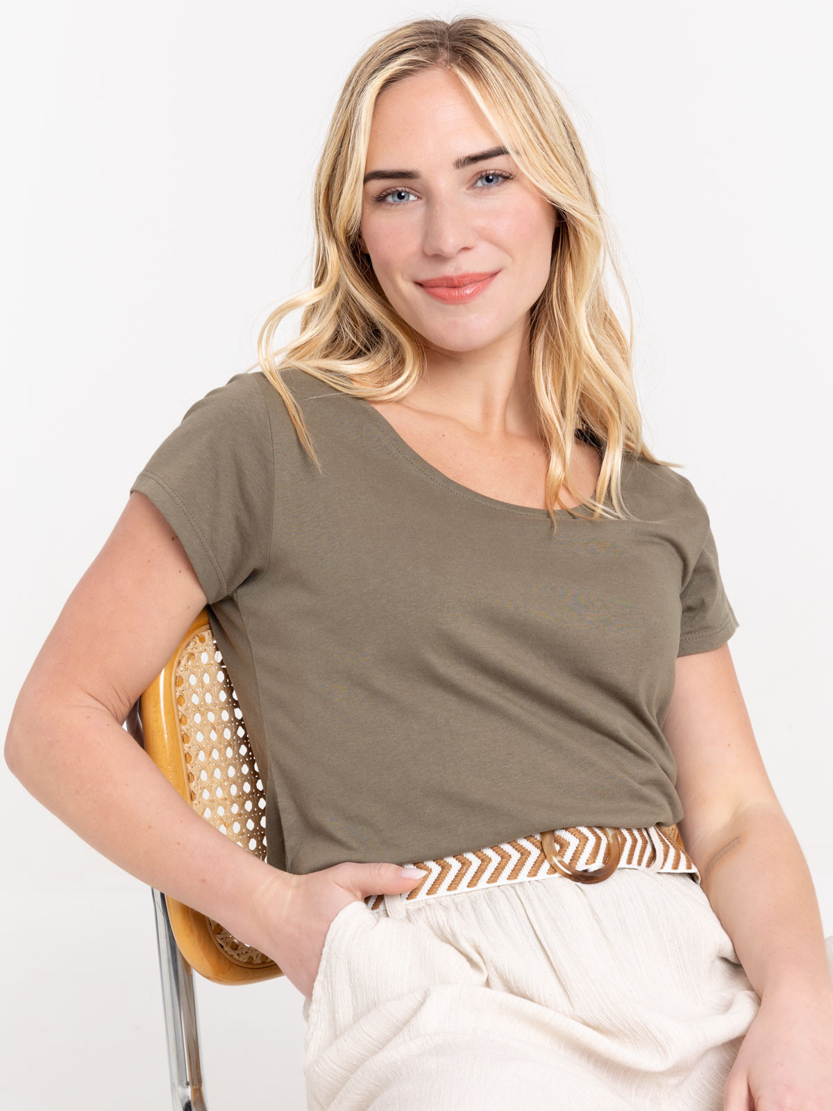 T-shirt basique urban kaki femme T-shirt basique urban kaki femme